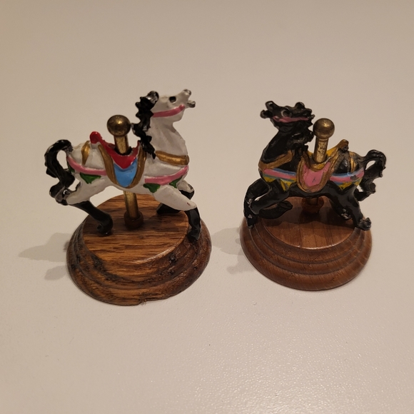 Vintage miniature carousel horses - Metal & Wood base turns - Picture 1 of 13